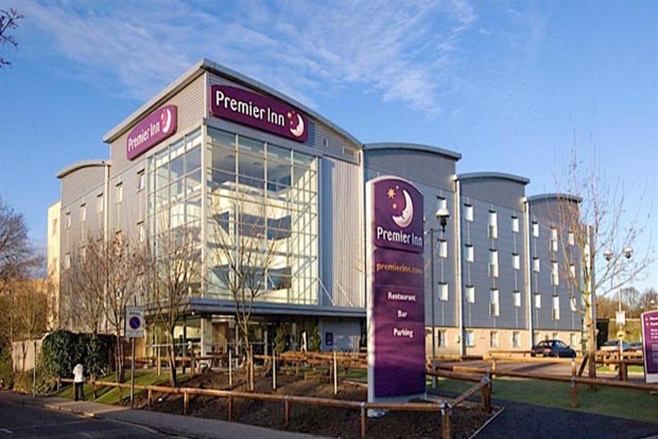 Premier Inn Watford Central Watford (Hertfordshire) Exterior foto