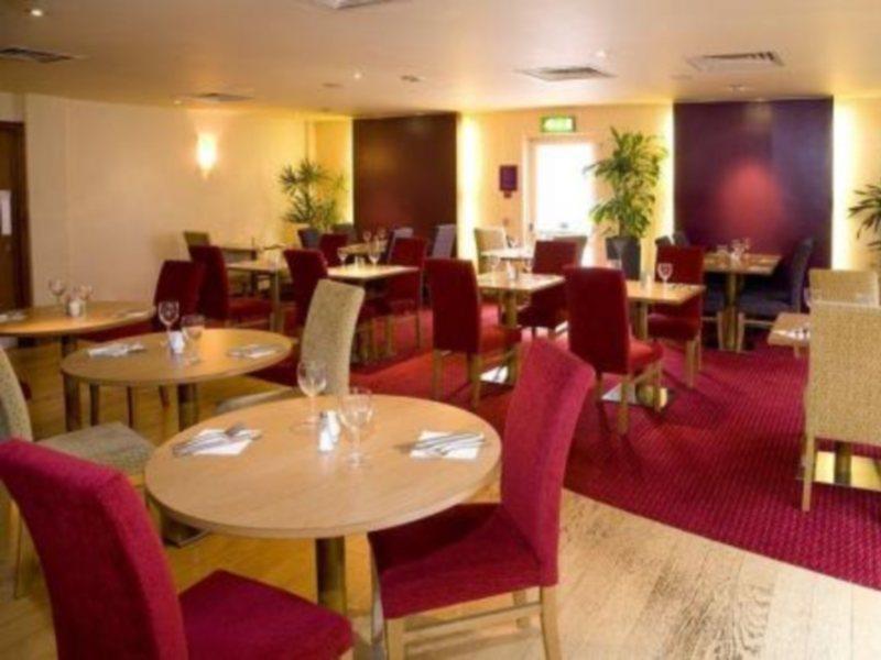 Premier Inn Watford Central Watford (Hertfordshire) Exterior foto
