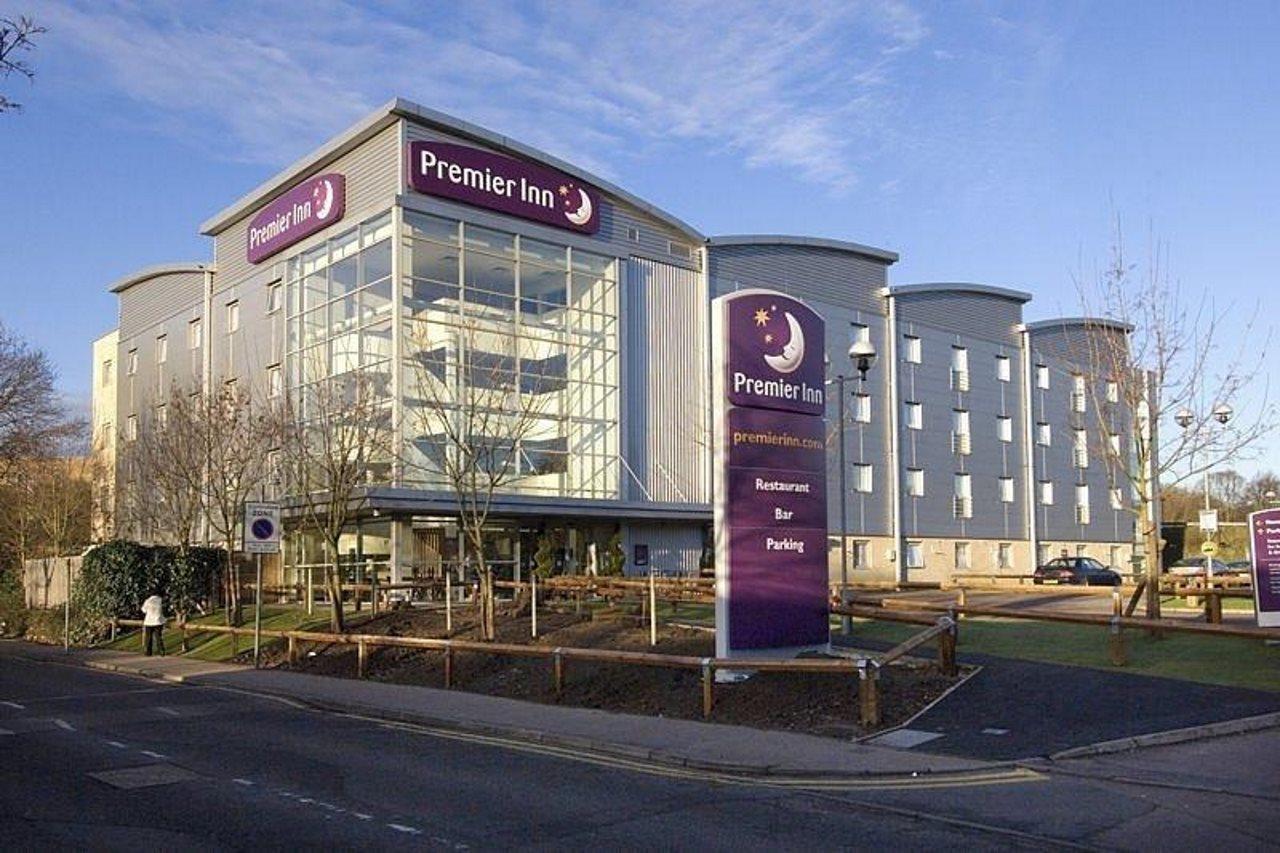 Premier Inn Watford Central Watford (Hertfordshire) Exterior foto