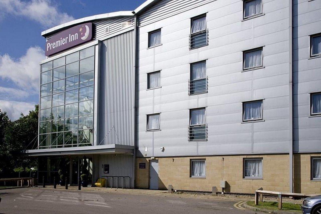 Premier Inn Watford Central Watford (Hertfordshire) Exterior foto